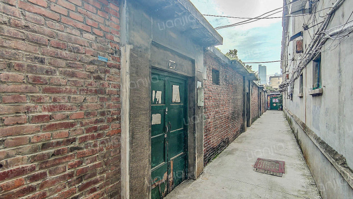 凤凰山路86号外景图