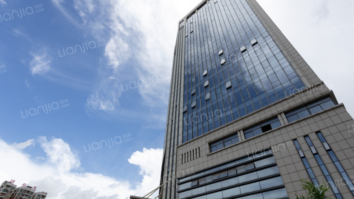 中潜大厦外景图