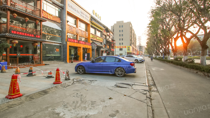 南坦路外景图