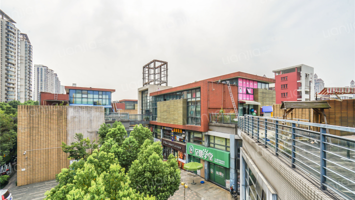 金湖湾商业街外景图