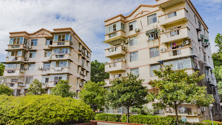 绿岛花园外景图