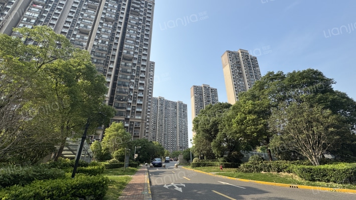 白鹭湾花园东区外景图