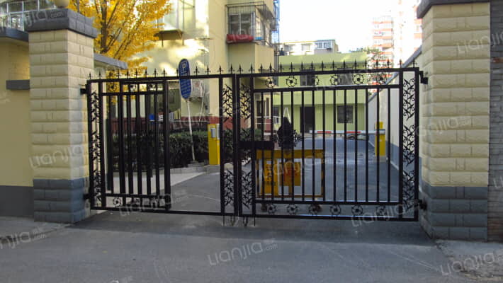 知春路56号院外景图