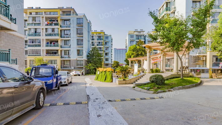 君悦华庭东区外景图