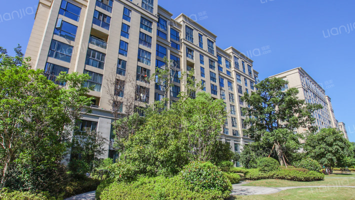 荣安蝶园外景图