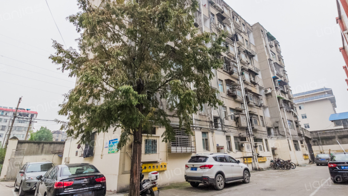 跃溪小区外景图