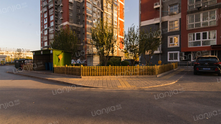 万泉寺东路9号院外景图