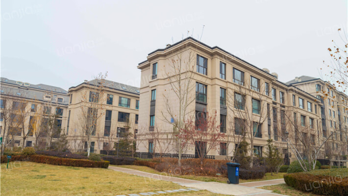 保利罗兰公馆外景图