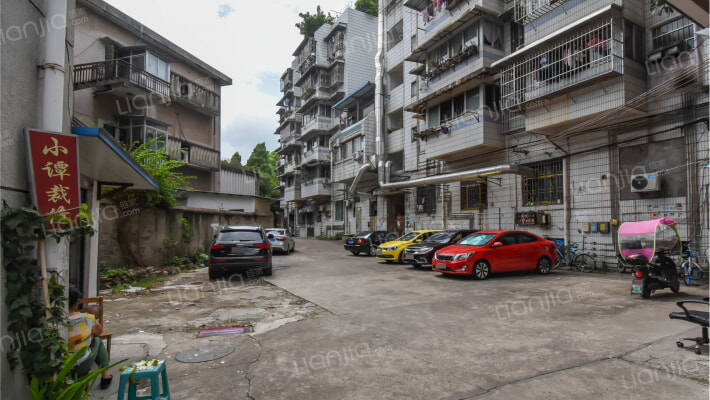 量具厂宿舍外景图