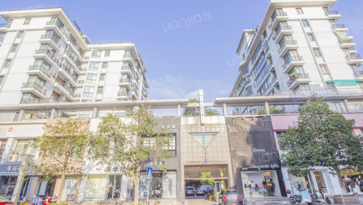 明月苑小区外景图