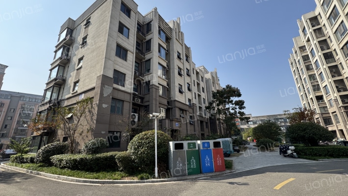 长和新天地广场外景图