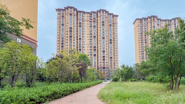蓝天前张社区A区外景图