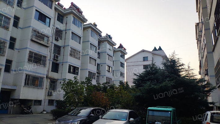 生资小区外景图