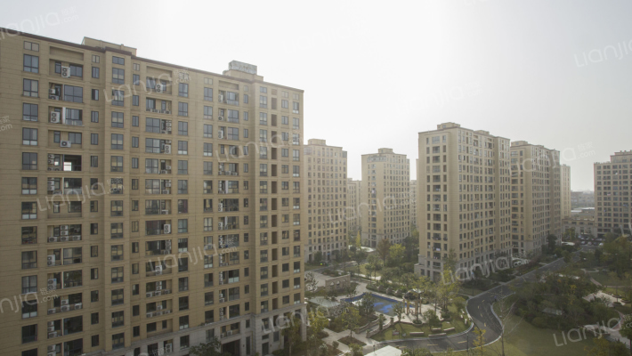 正元香槟花园外景图