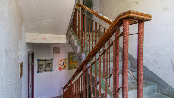 富岩路328弄外景图