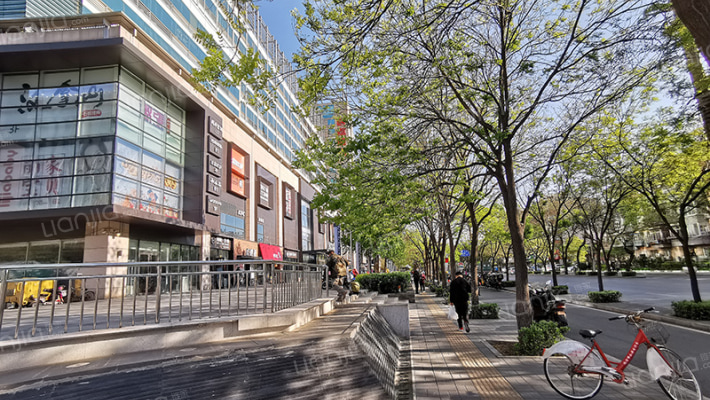 长银大厦外景图