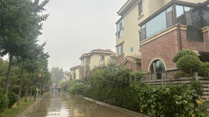 悦澜湾小区外景图