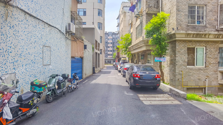 新雅公寓外景图