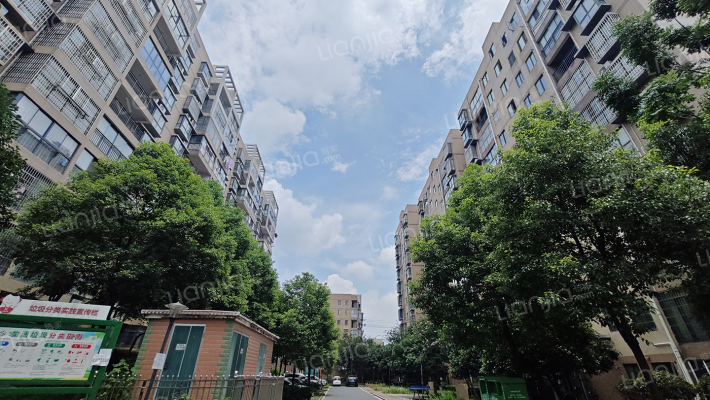 水电八局丰和苑外景图