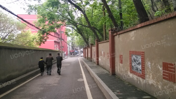 王家坡新村外景图