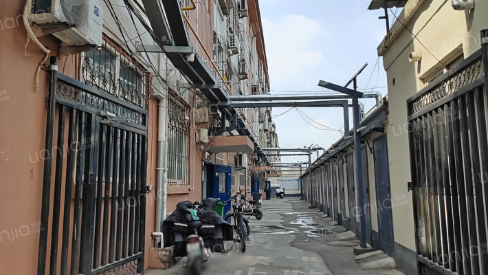 校南第四安全小区外景图