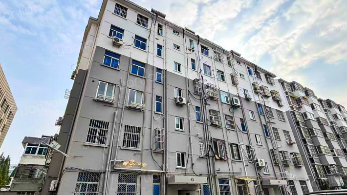 人防小区外景图