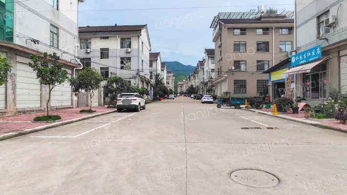 学陶小区外景图