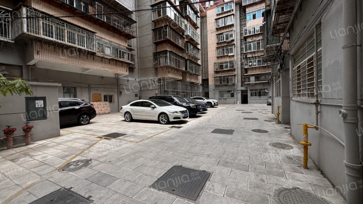 中国人民银行昆明中心支行宿舍外景图