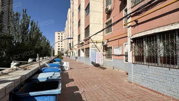 五泉花园外景图