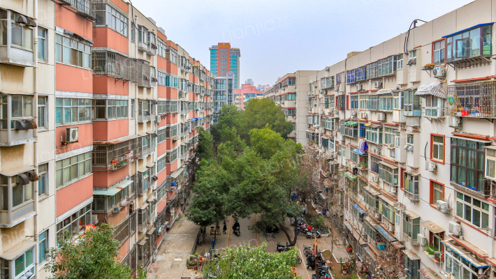 中原工学院家属院外景图