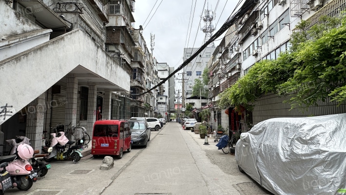 建西街21号外景图