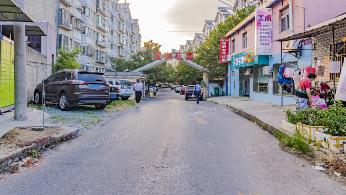 宝润花园外景图