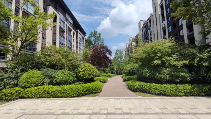 东润玺城2期外景图