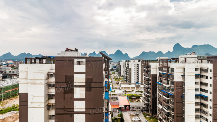 琴潭安置房外景图