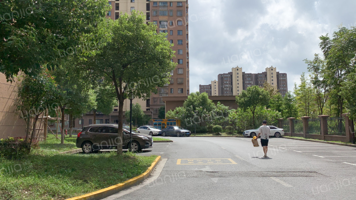 华川家园外景图