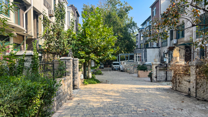 半岛蓝湾天择园外景图