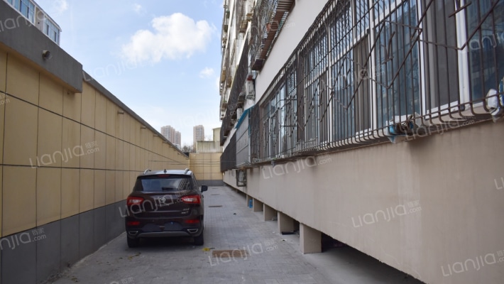 小店交警队宿舍外景图