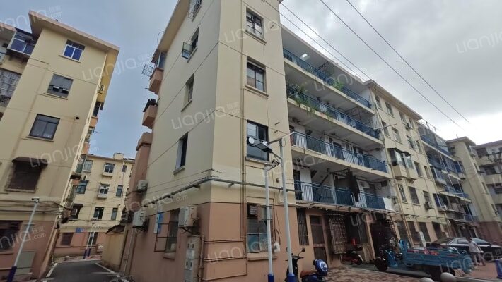 健康路47号外景图