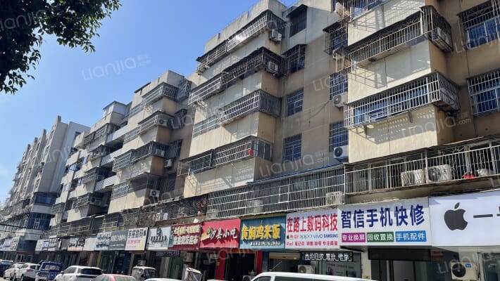 图书馆综合楼外景图