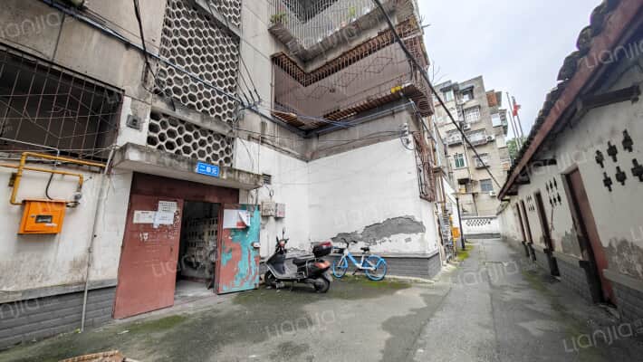 宝生街8号外景图