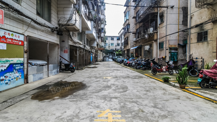 建政石化小区外景图