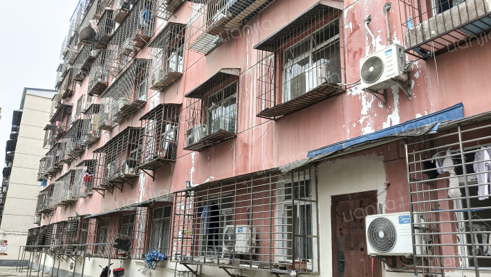 姜华小区外景图