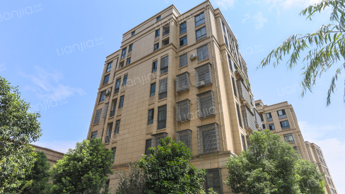 香逸公寓外景图