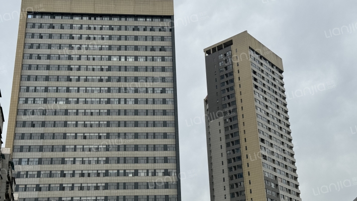 云泰广场外景图