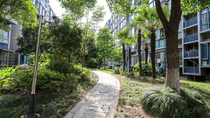 星河世纪城外景图