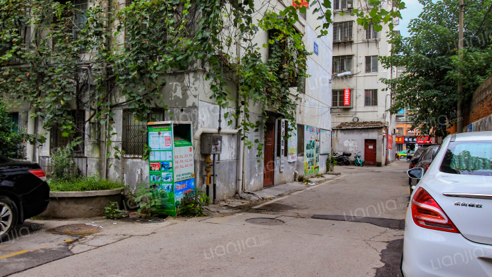 油脂小区外景图