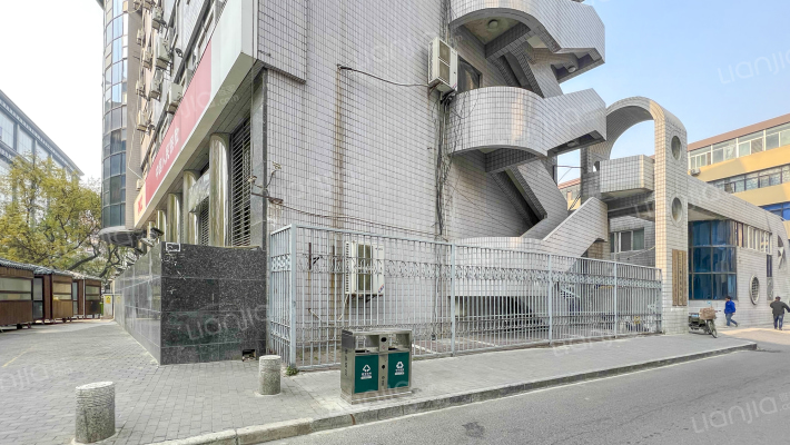 人保财险西安分公司住宅小区外景图