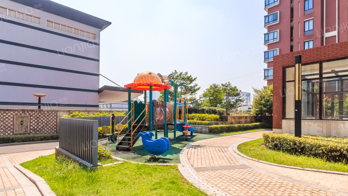 名尚花园外景图