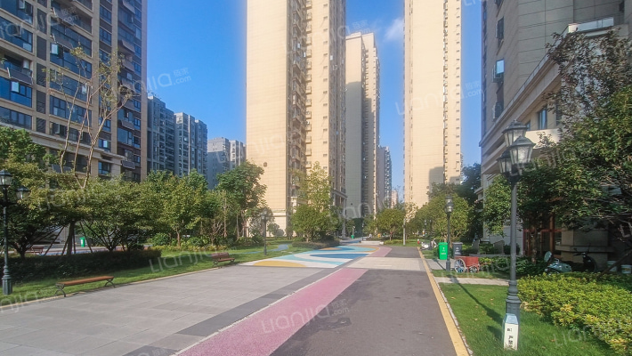 金拓银湖时代外景图