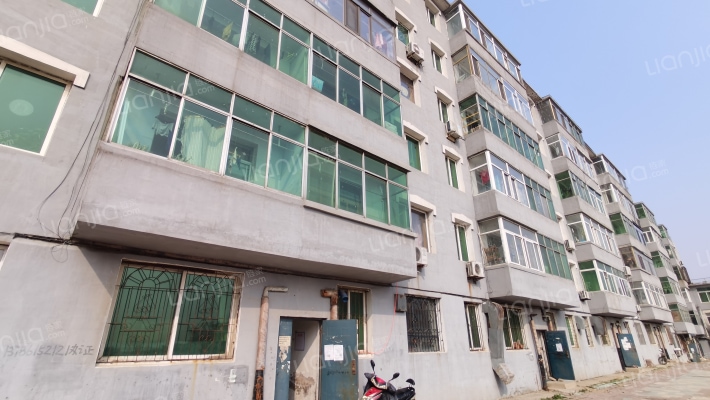 康壮小区外景图